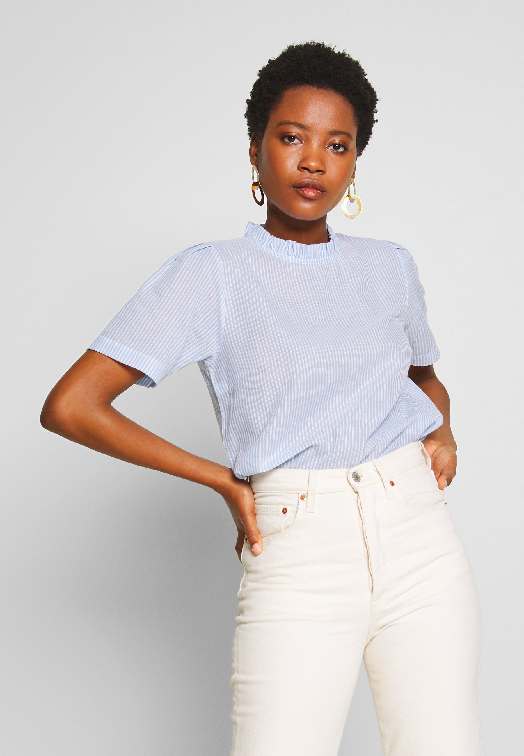 Chemisier KATINKA crème - T-shirt imprimé - bleu Kentucky