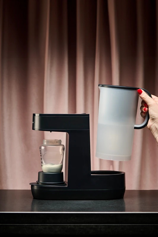 Уређај за припрему млека за бебе Tommee Tippee Perfect Prep