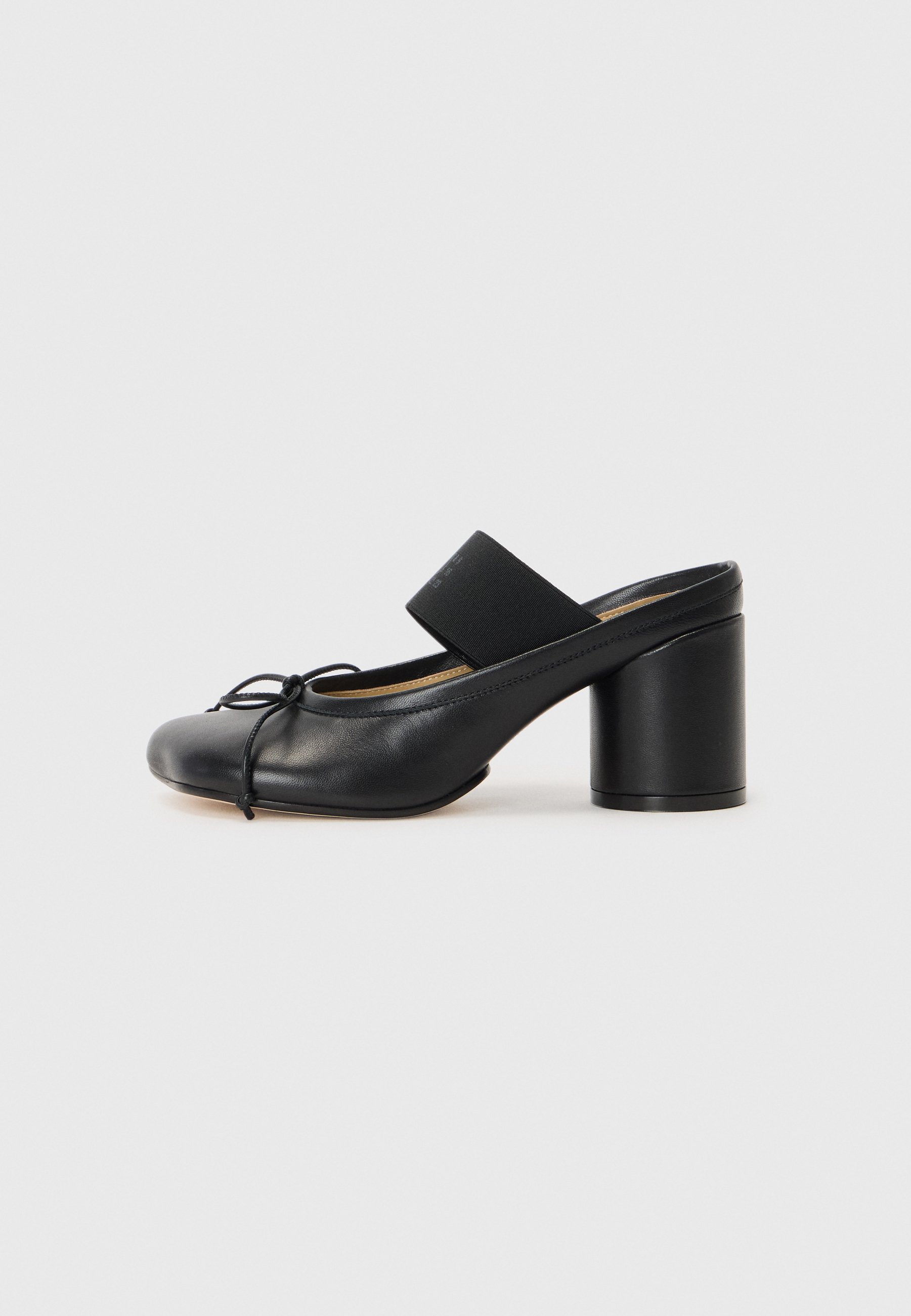 MM6 Maison Margiela Natikači s peto - črni