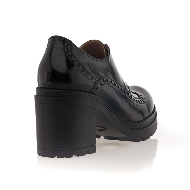 Zapatos de mujer negros con cordones / Zapatos Derby
