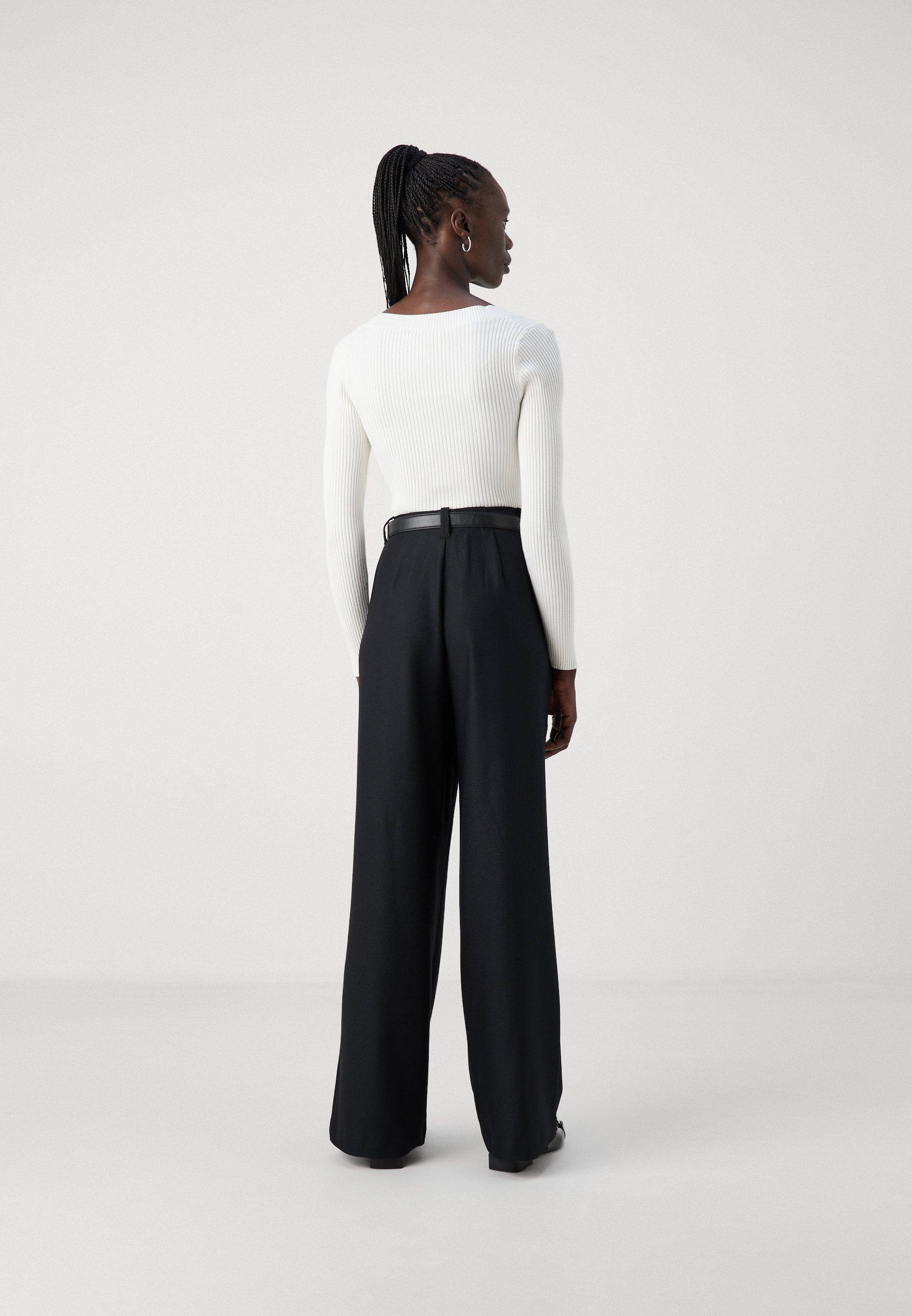 Vero Moda Tall VMSELAH WIDE BELTED PANTS - Pantaloni - black
