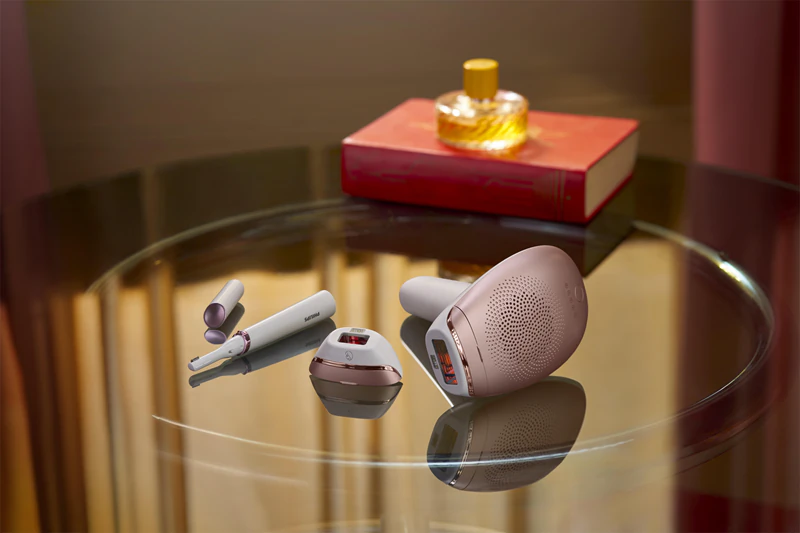 Philips Lumea IPL 7000 BRI921/00 IPL epilátor na telo, tvár, oblasť bikín a podpazušie + detailný zastrihávač