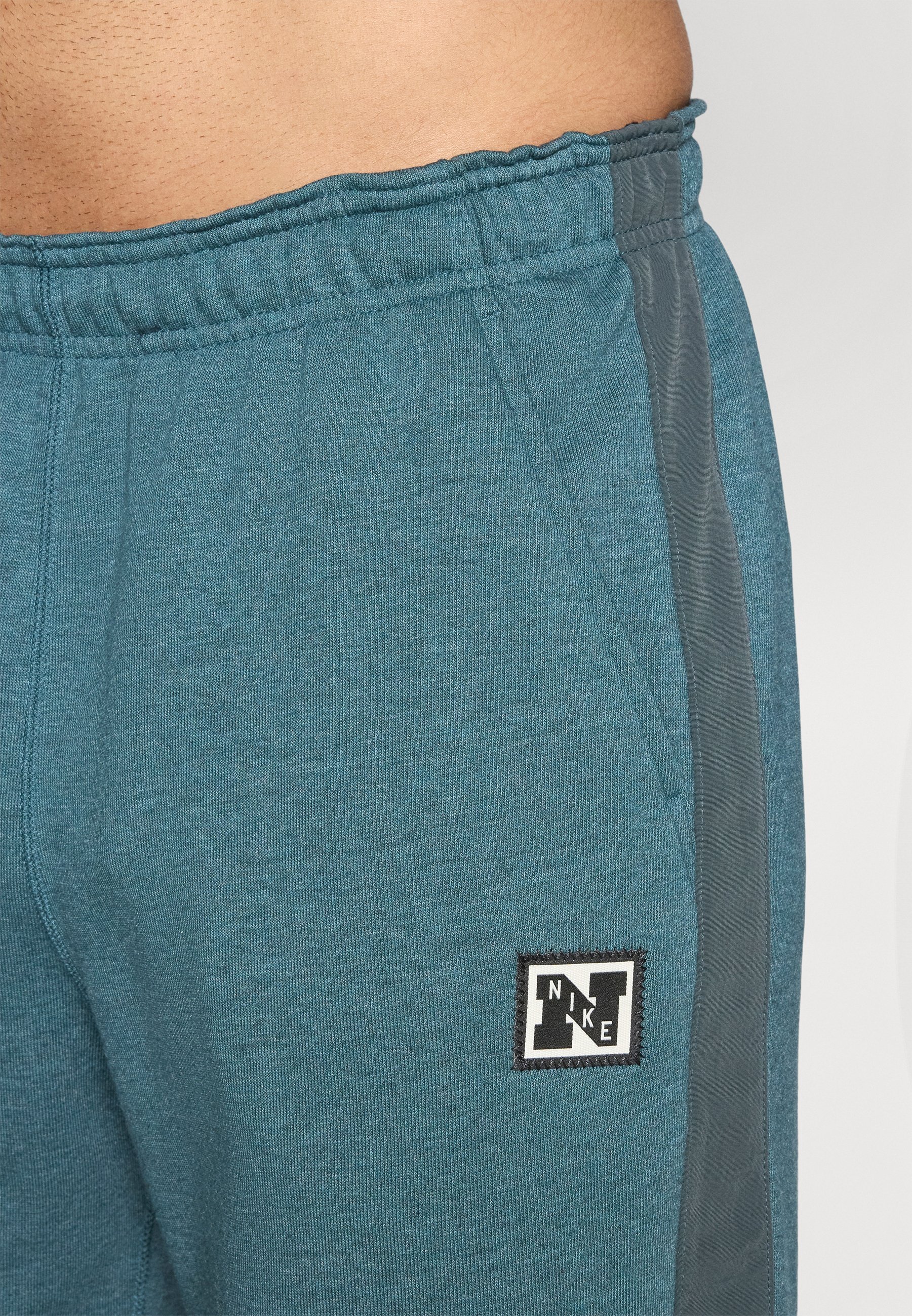 Nike Performance HERITAGE PANT - Melegítőalsó - tengeri moszat/hanga/halvány elefántcsont
