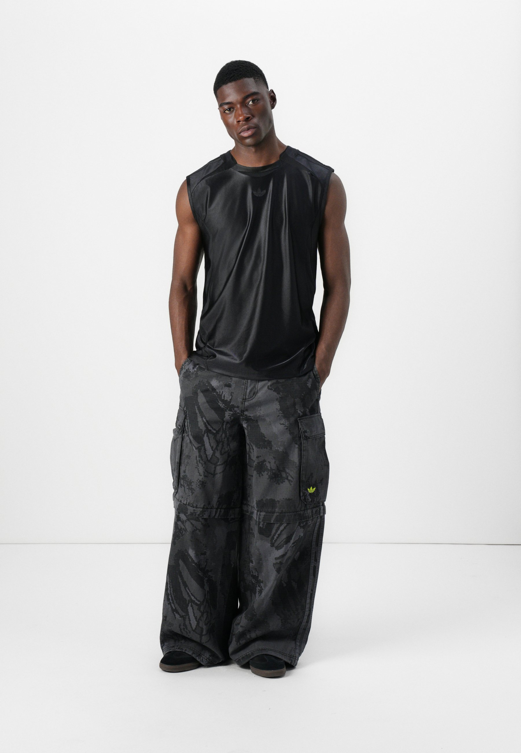 Pantalon cargo adidas Originals
