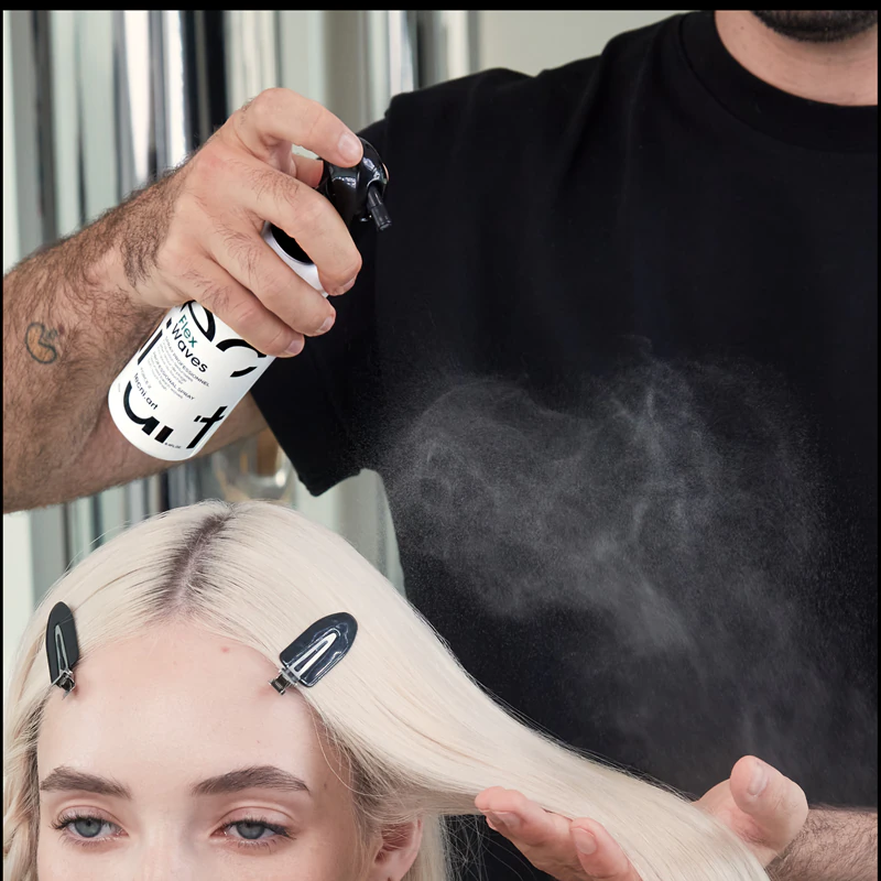 Sprej s efektom plážových vĺn L'Oréal Professionnel Tecni.Art Flex Waves