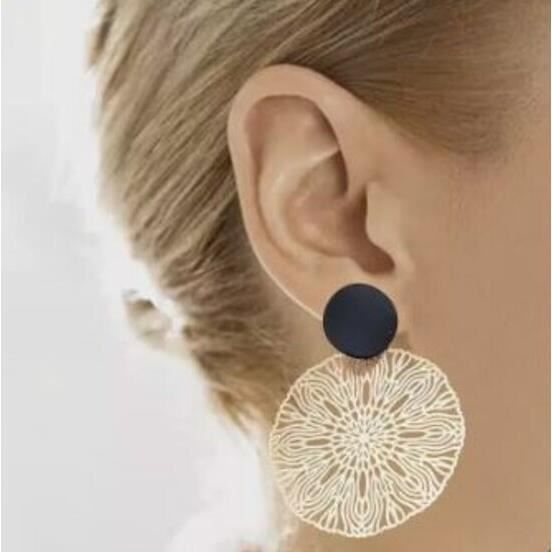Boucle d'oreille pendante creuse pour femme