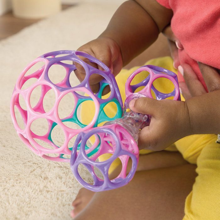 BRIGHT STARTS Coffret cadeau de naissance fille O'Ball avec 2 jouets bébé: un hochet et une O Ball Rose, Violet, Turquoise