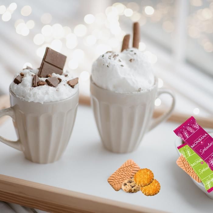 MONBANA – Assortment of 150 mini biscuits and chocolates | Gourmet gift box to share or give as a present with coffee and hot drinks