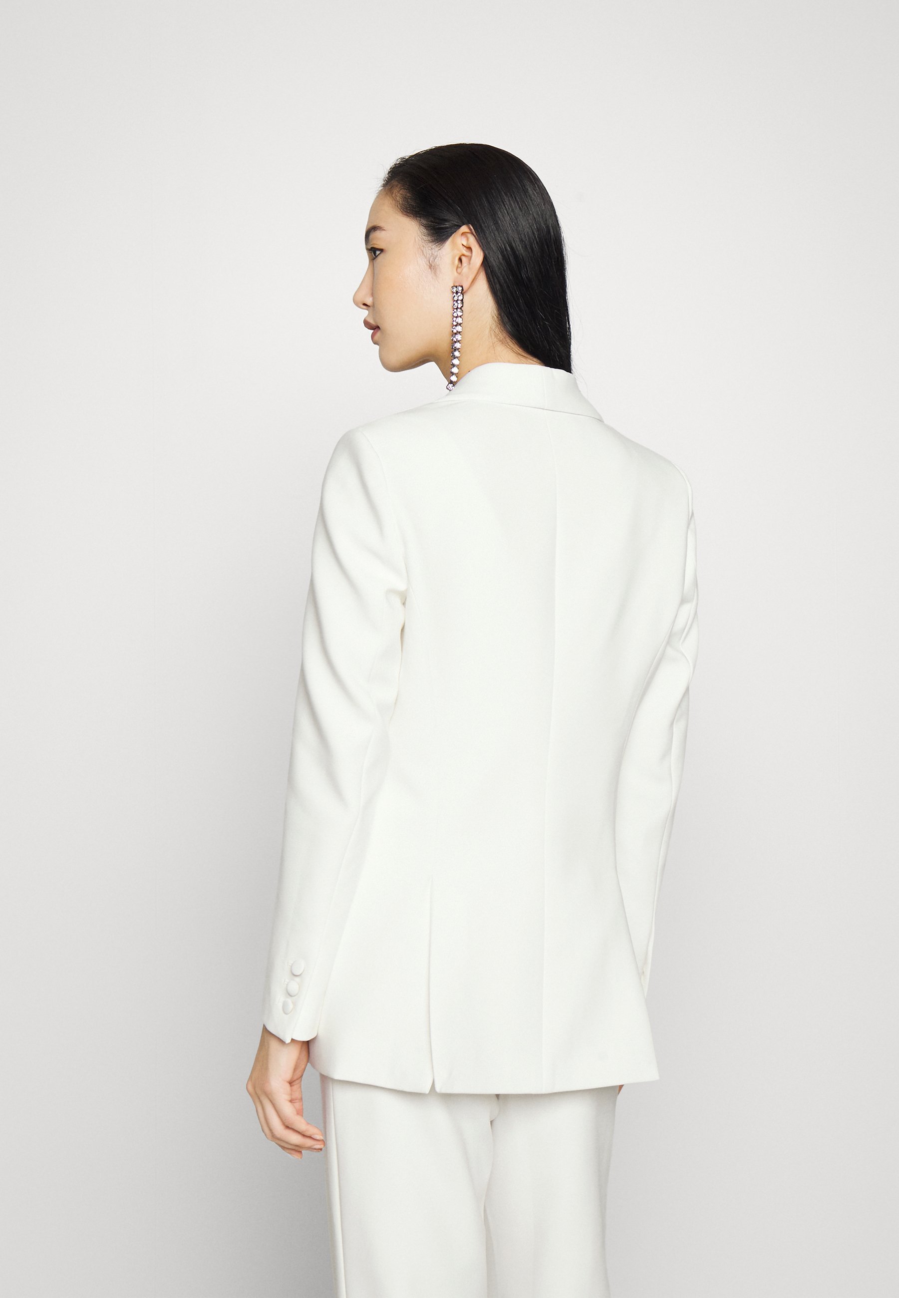 POROČNA JANA IZ BRŠLJANOVEGA HRSKA - Blazer - snežno bel