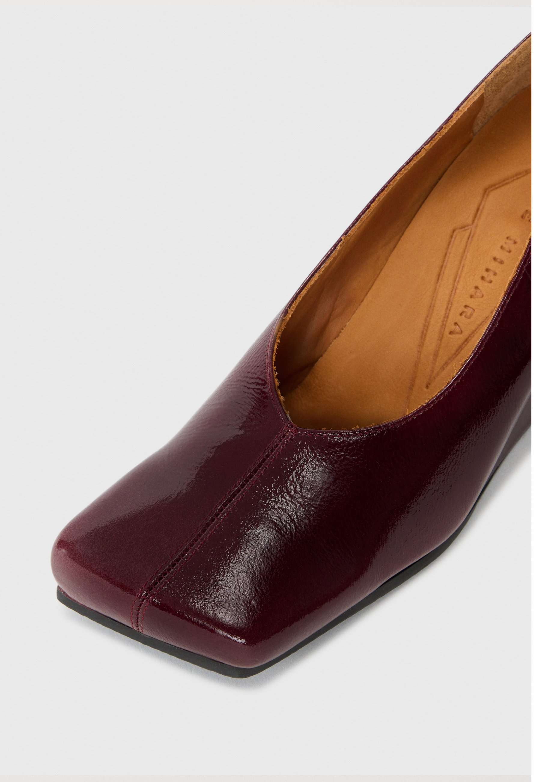 Chie Mihara QUTIE - Quartiers - raisin