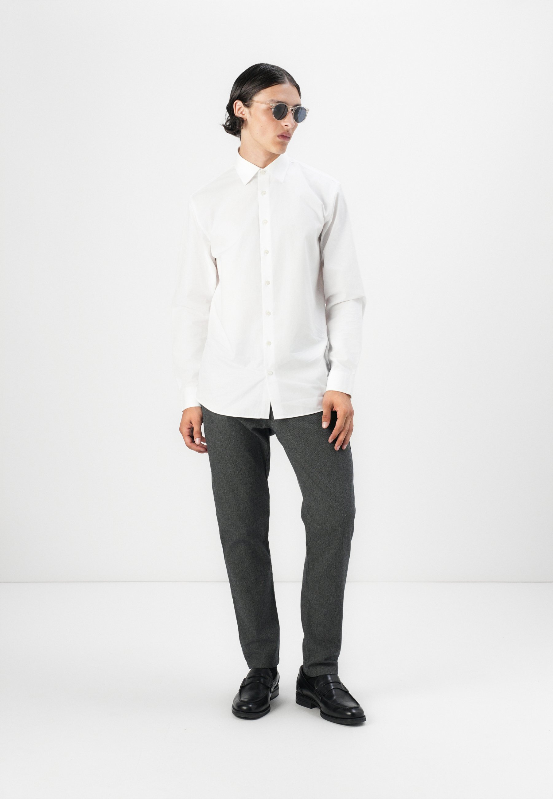 Pantalon chino Selected Homme SLH175 MILES BRUSHED - gris foncé