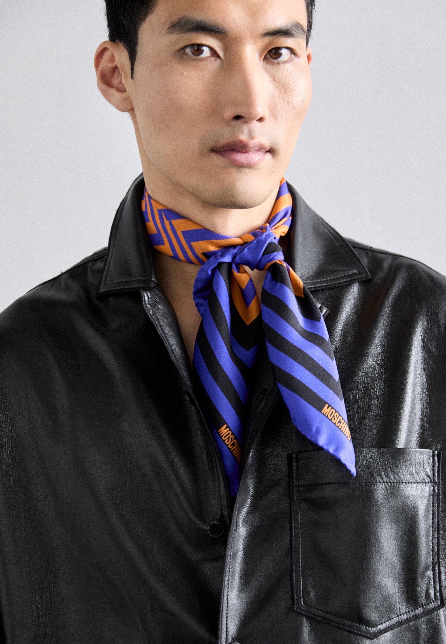 MOSCHINO SUMMER SCARF 68X68 UNISEX - Foulard - blue