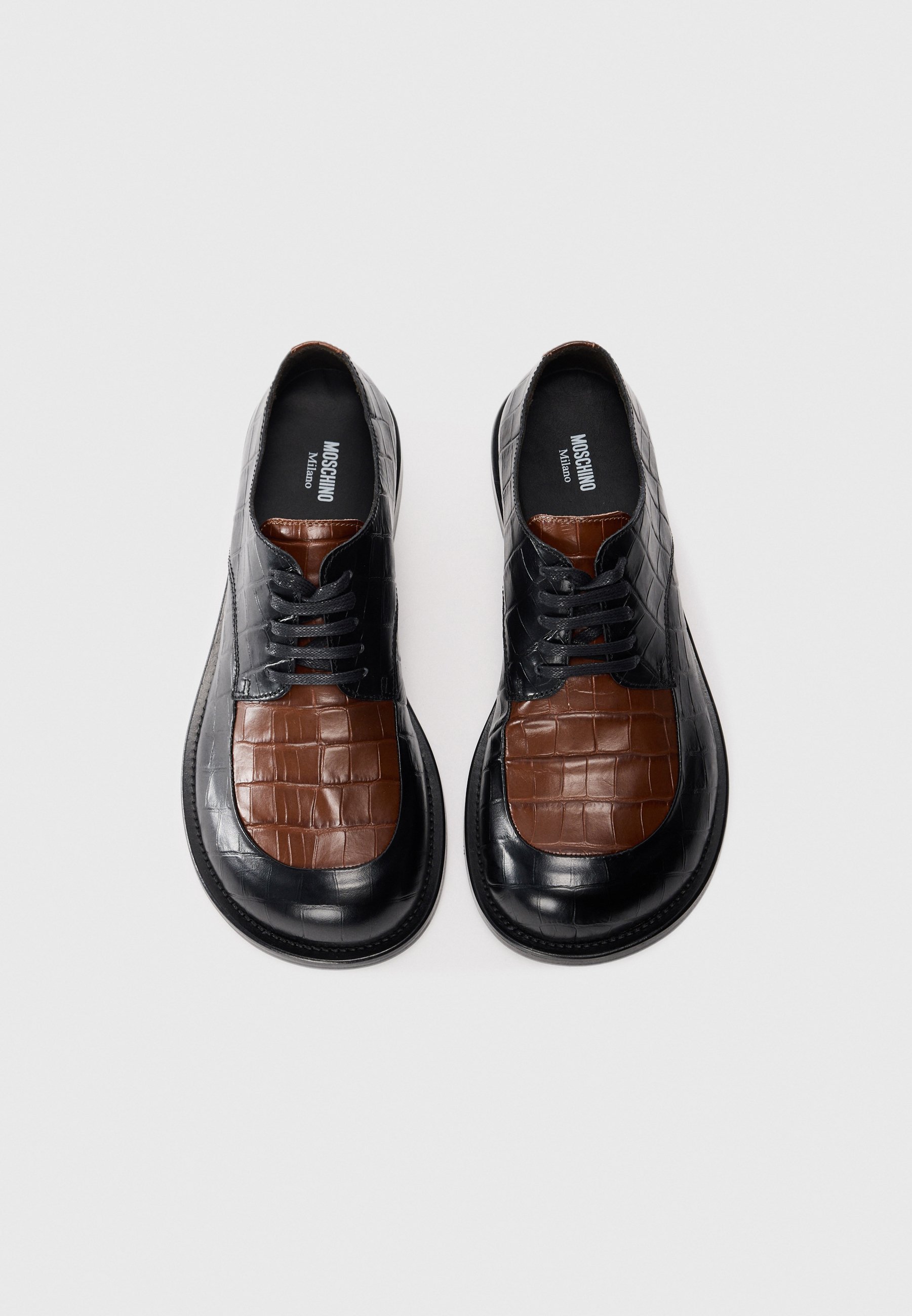 MOSCHINO Slip-ons - negru