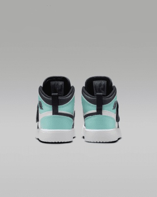 Sky Jordan 1 Younger Kids' Shoe