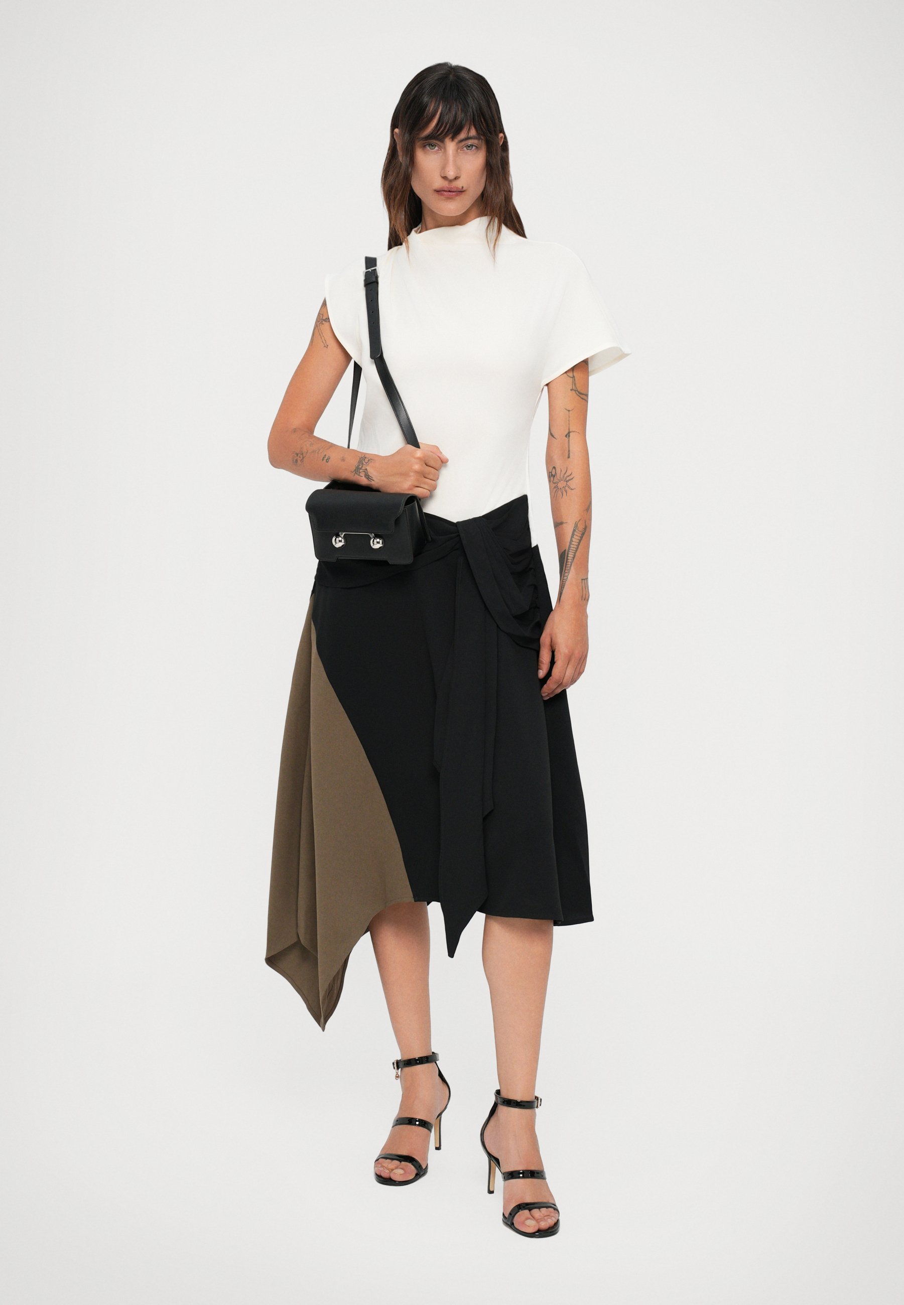 Robe STAUD DAVINA - Robe maxi - noire/multicolore