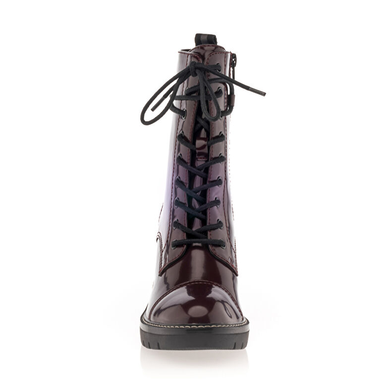 Rote Damenstiefel / Stiefeletten
