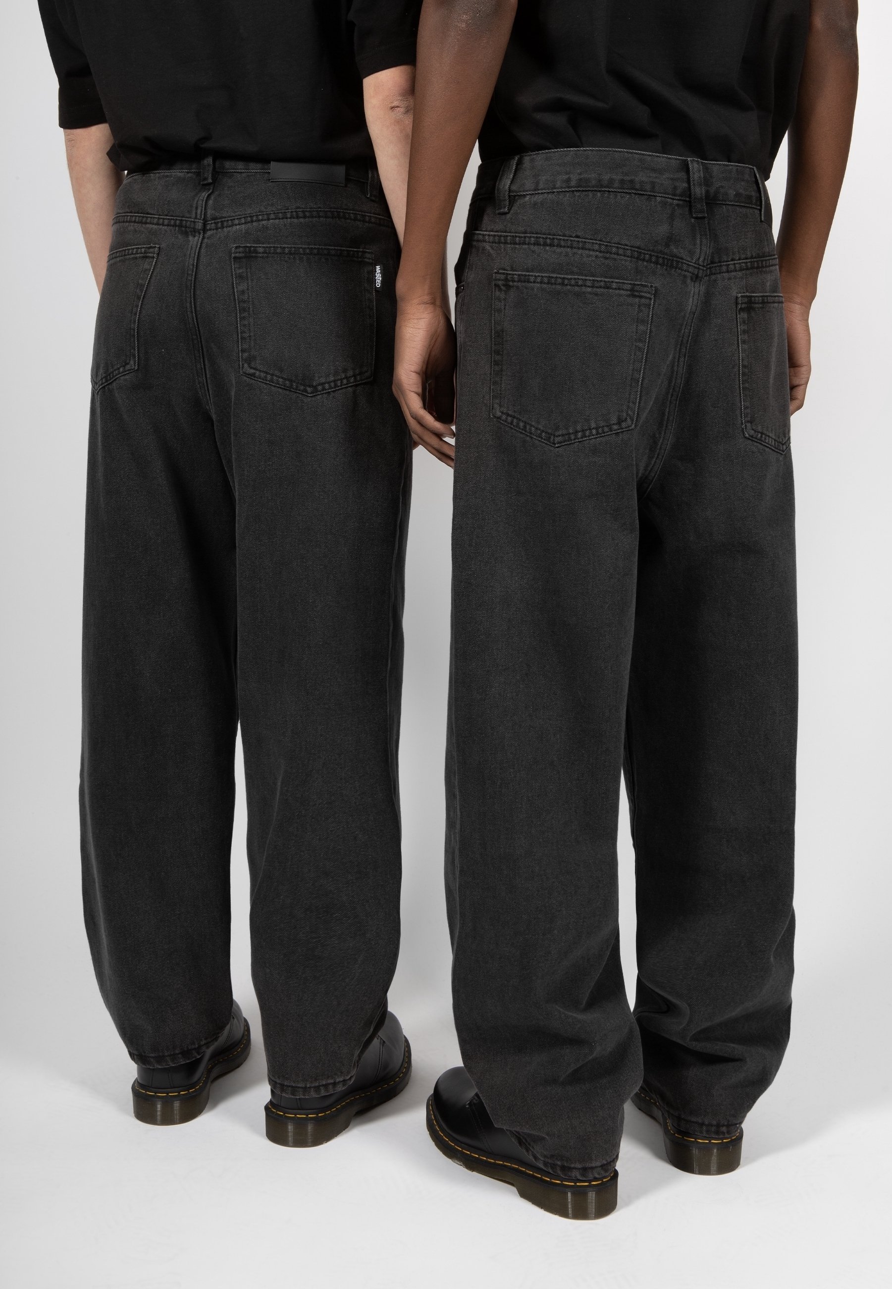 Wasted Paris Relaxed Fit Jeans – Schwarz