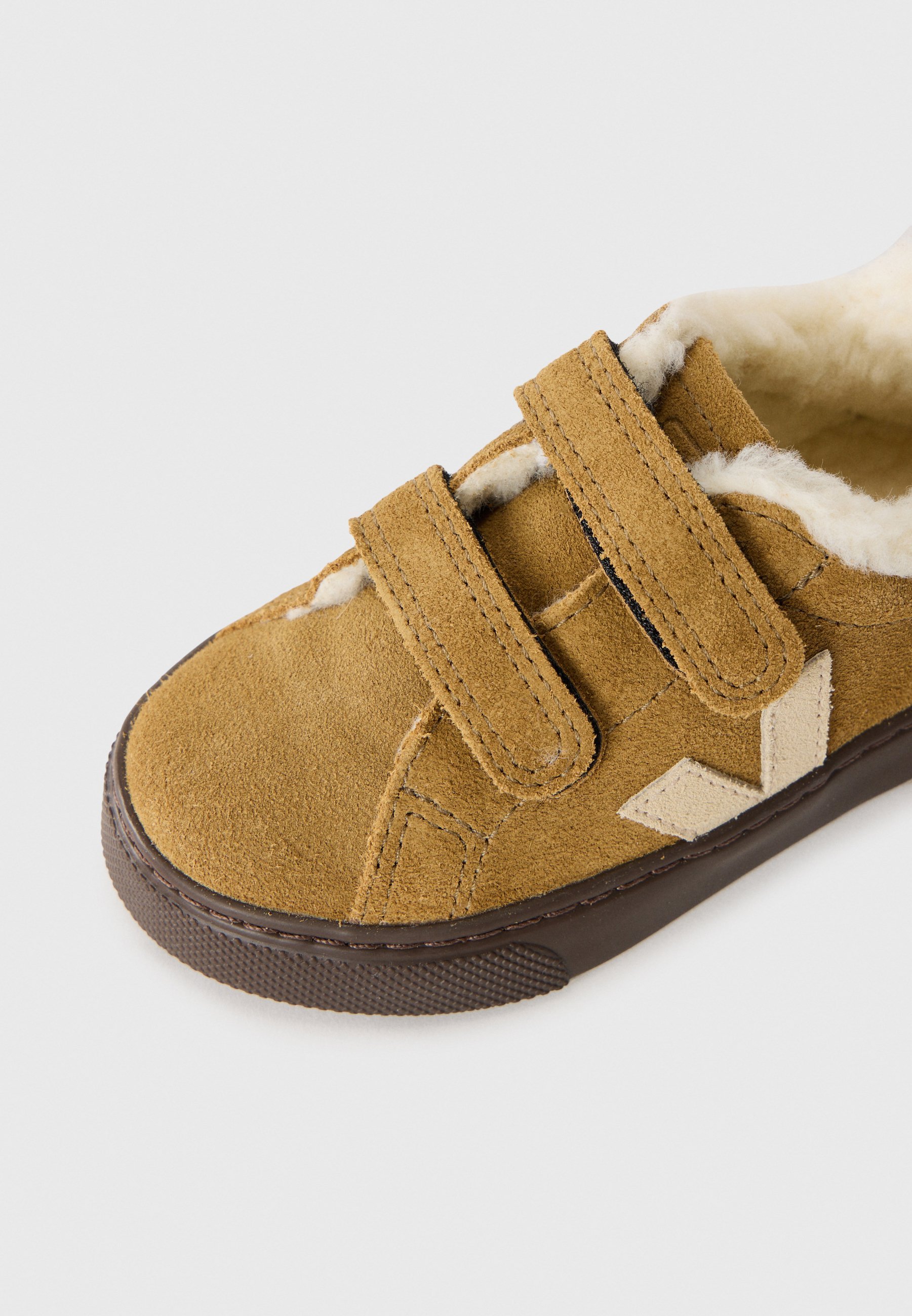 Veja ESPLAR UNISEX - Baskets basses - tent/almond