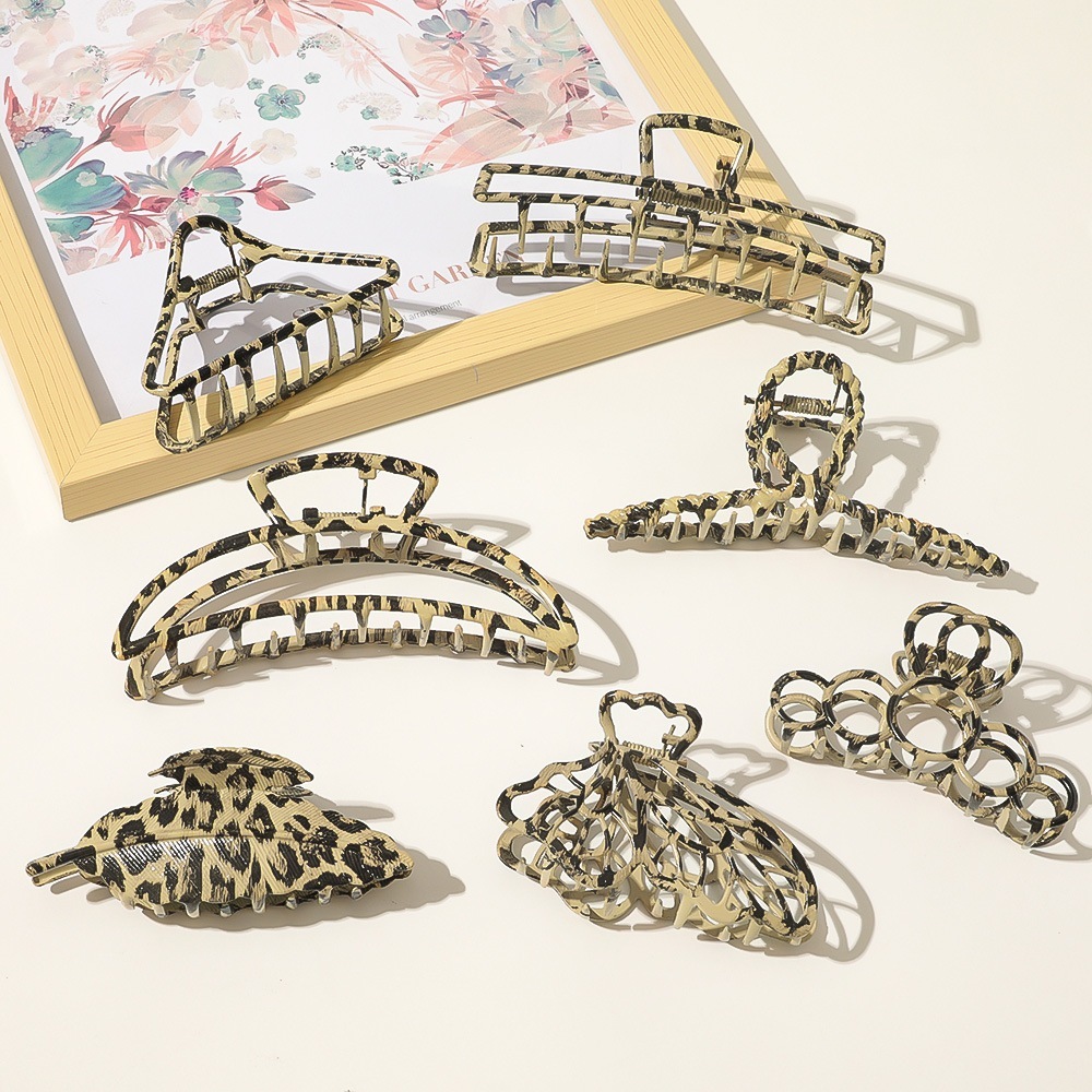 SOHO leopardo rašto metalinis plaukų segtukas - leopardo raštas