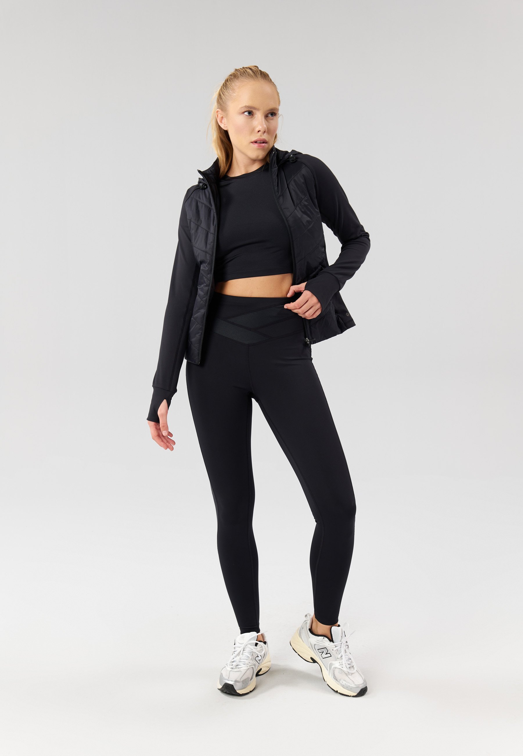 Leggings longs taille haute Even&Odd Active avec ceinture bandage contrastée - Leggings - Noir