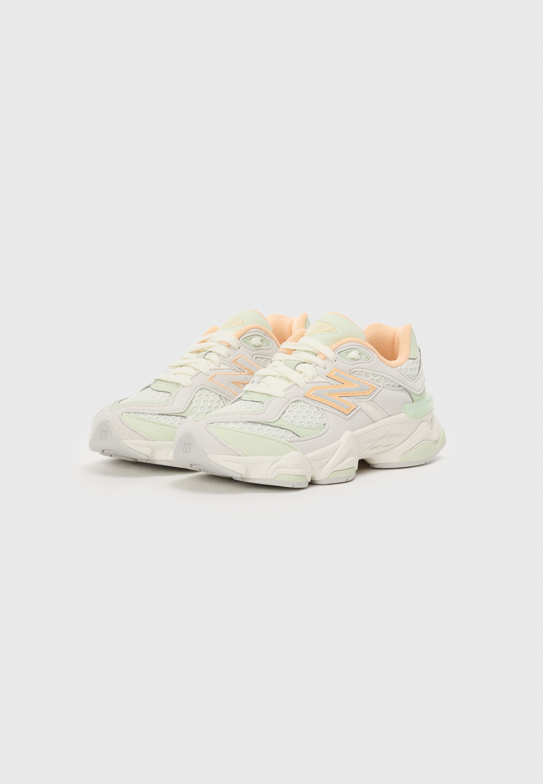 New Balance 9060 - Sportbačiai - jūros druskos spalvos