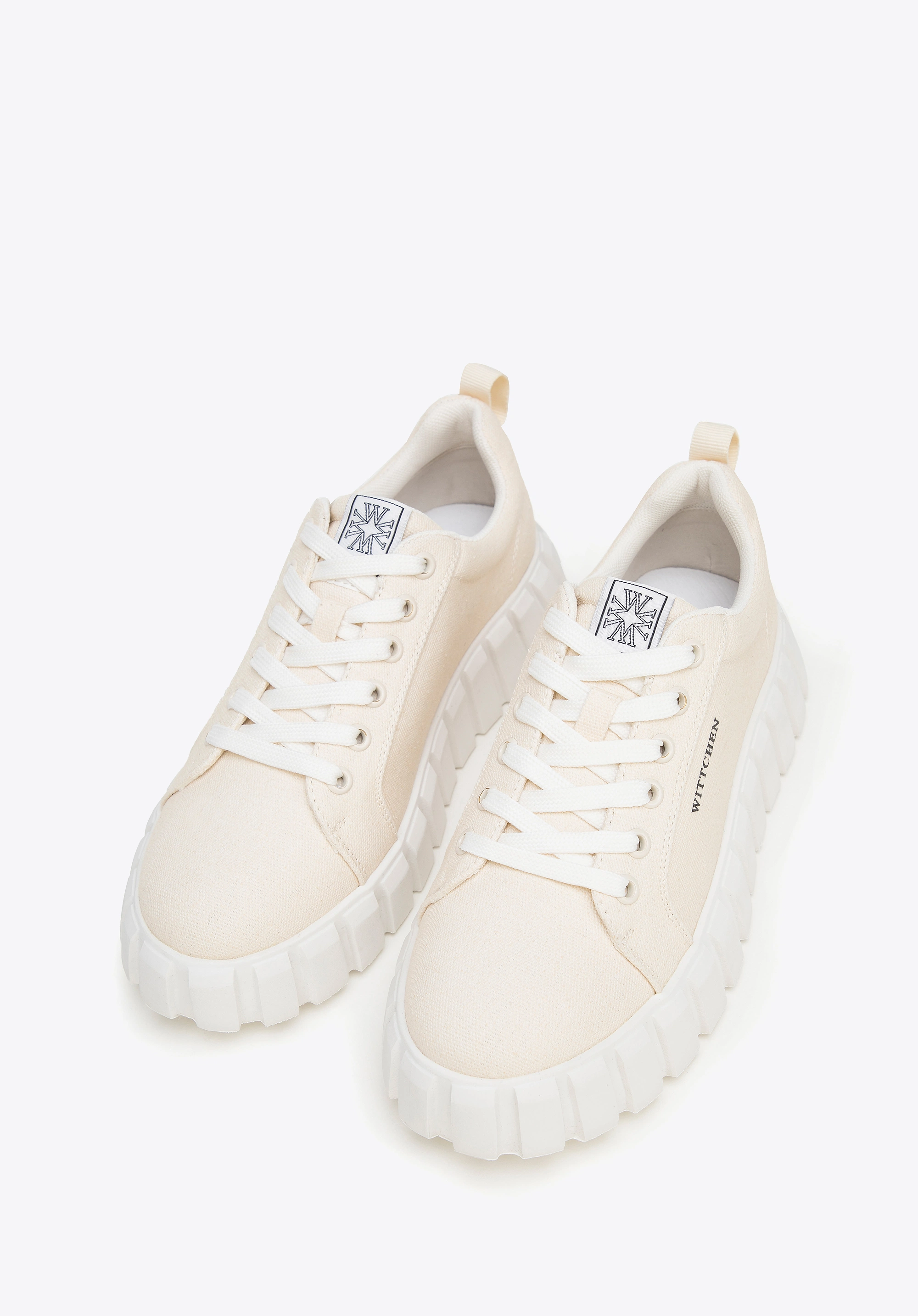 Damskie sneakersy na platformie jasny beż
