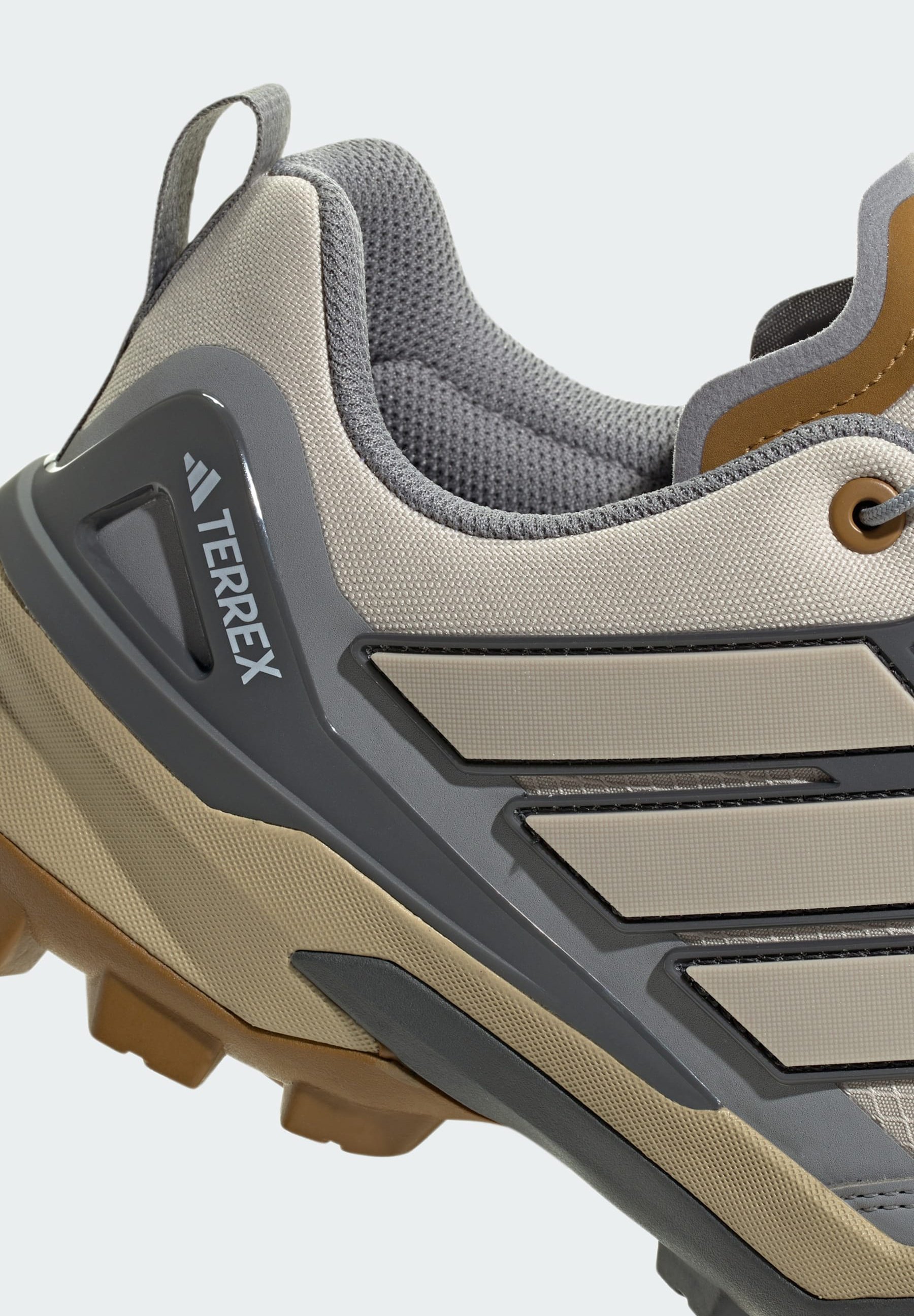 Adidas Terrex SKYCHASER matkajalatsid - beež-hall kuuevärvilised