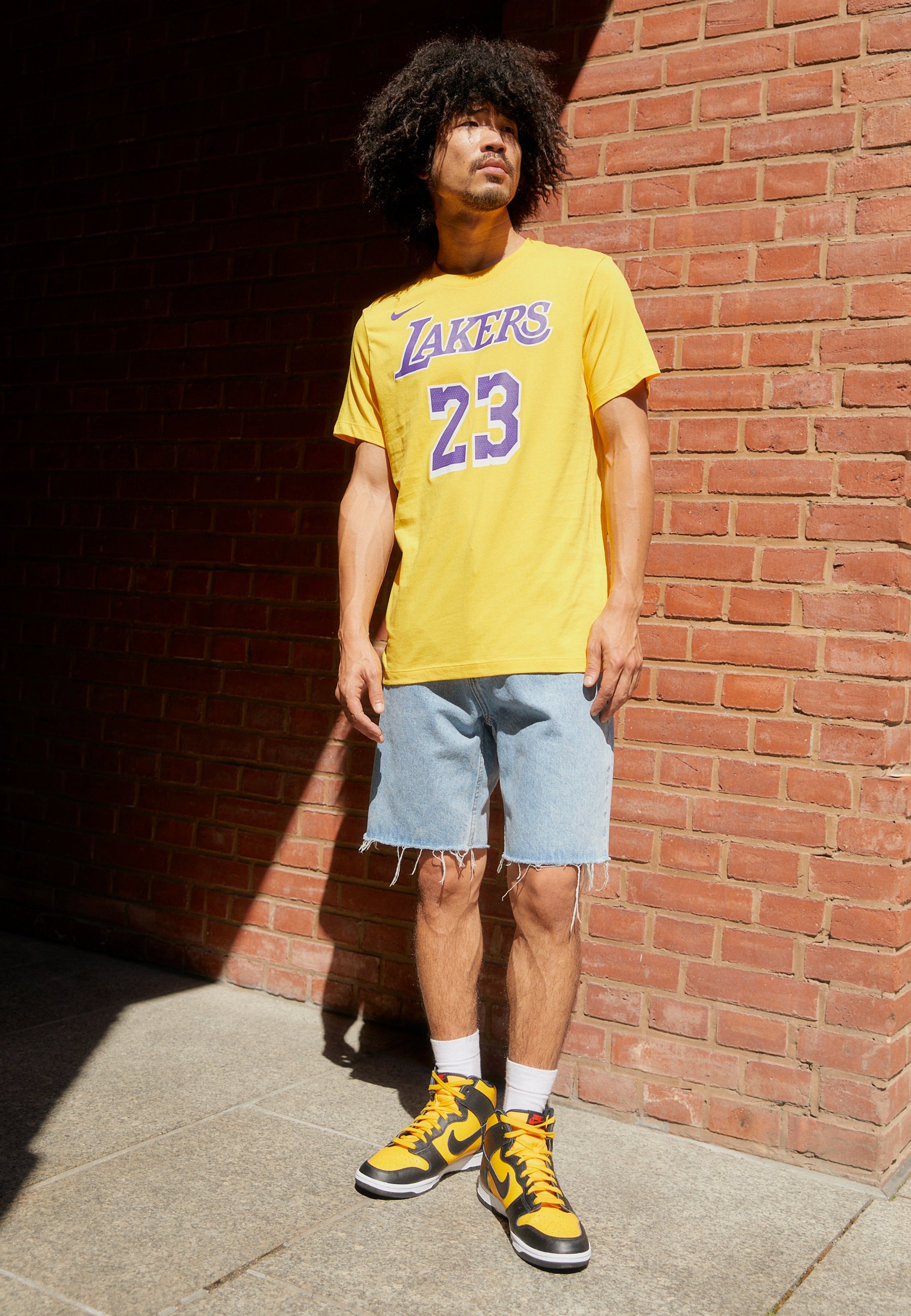 Maglietta Nike Performance NBA Los Angeles Lakers LeBron James - Abbigliamento da club - gialla