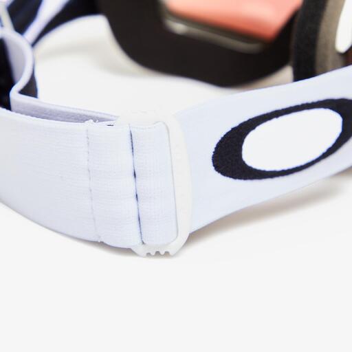  Oakley Flight Deck