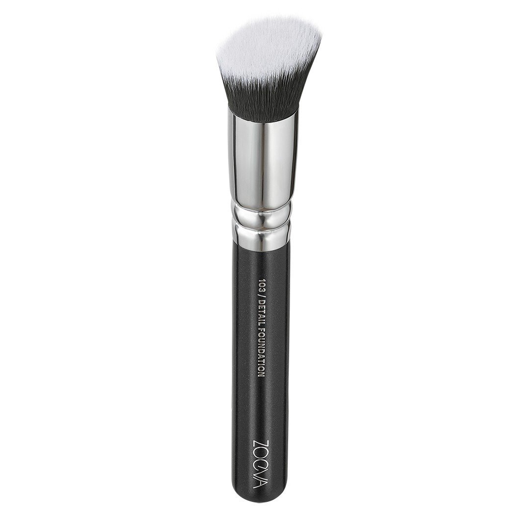 ZOEVA makiažo pagrindo šepetėlis „103 Detail Foundation Brush“ – 1 vnt.