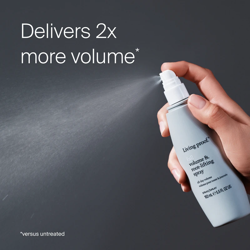 Spray de volume total da Living Proof para dar volume ao seu cabelo.