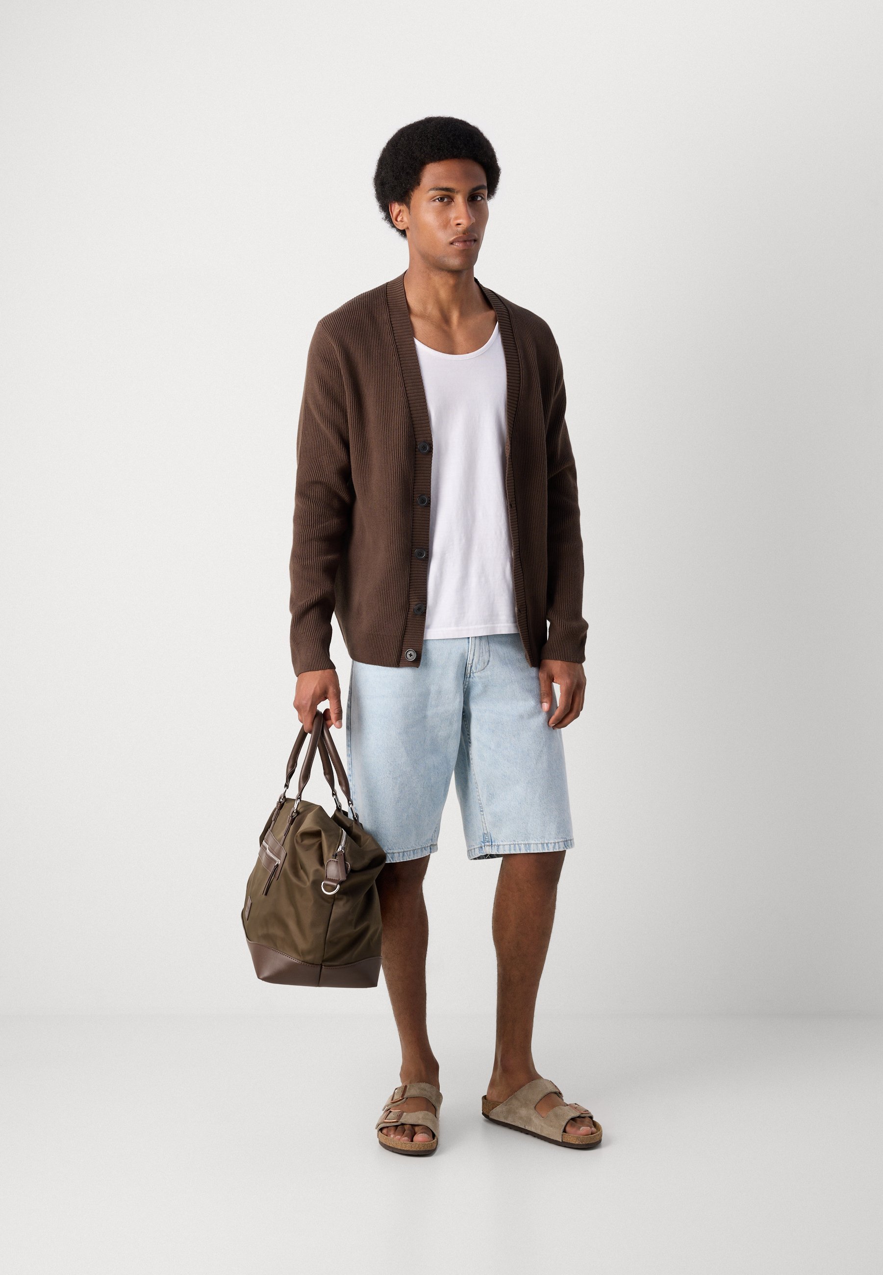 Gilet boutonné Lindbergh - Gilet - marron