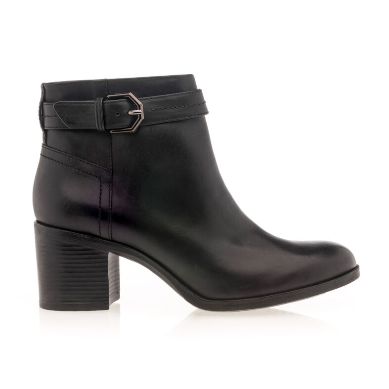 Dámské černé kozačky / kotníkové boty