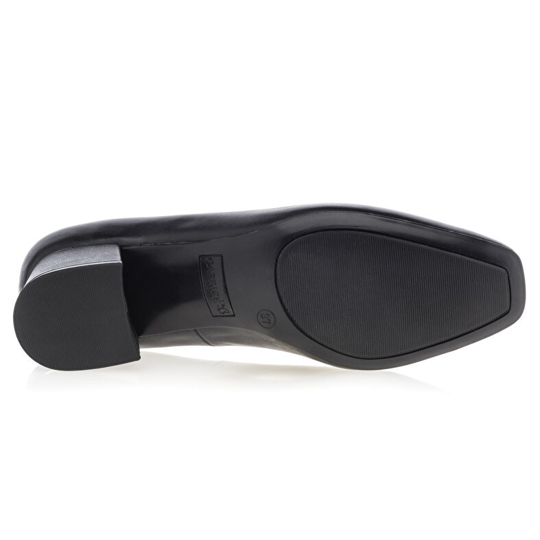 Women's Black Pumps