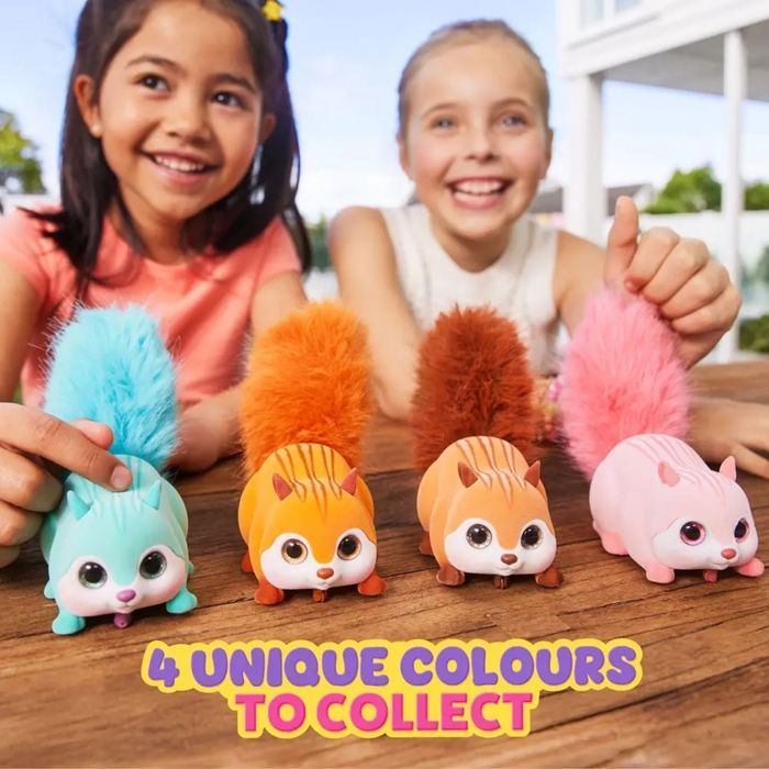 Zuru France Pets Alive Scurry and Run Squirrel Interactive Plush Capsule - Random Model