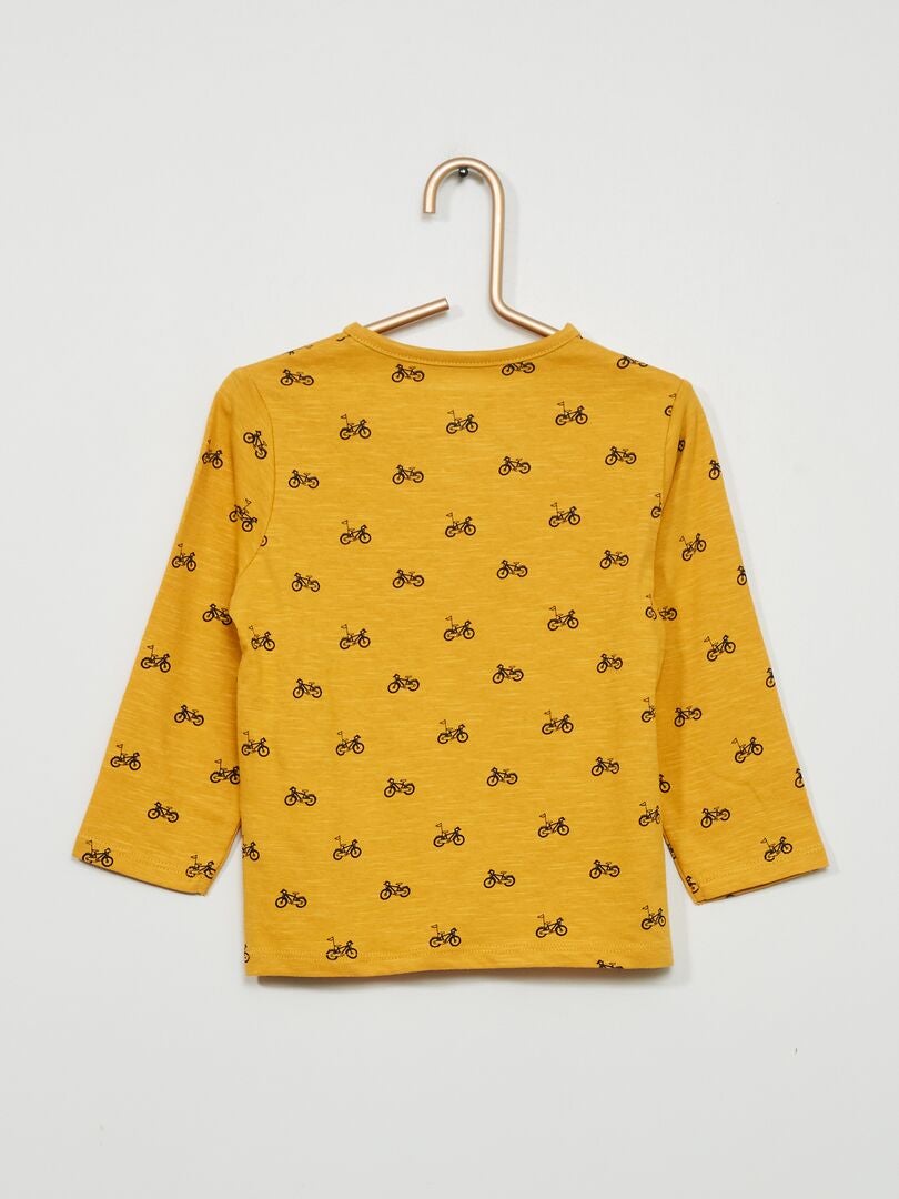 Camiseta Henley estampada con cuello - AMARILLA