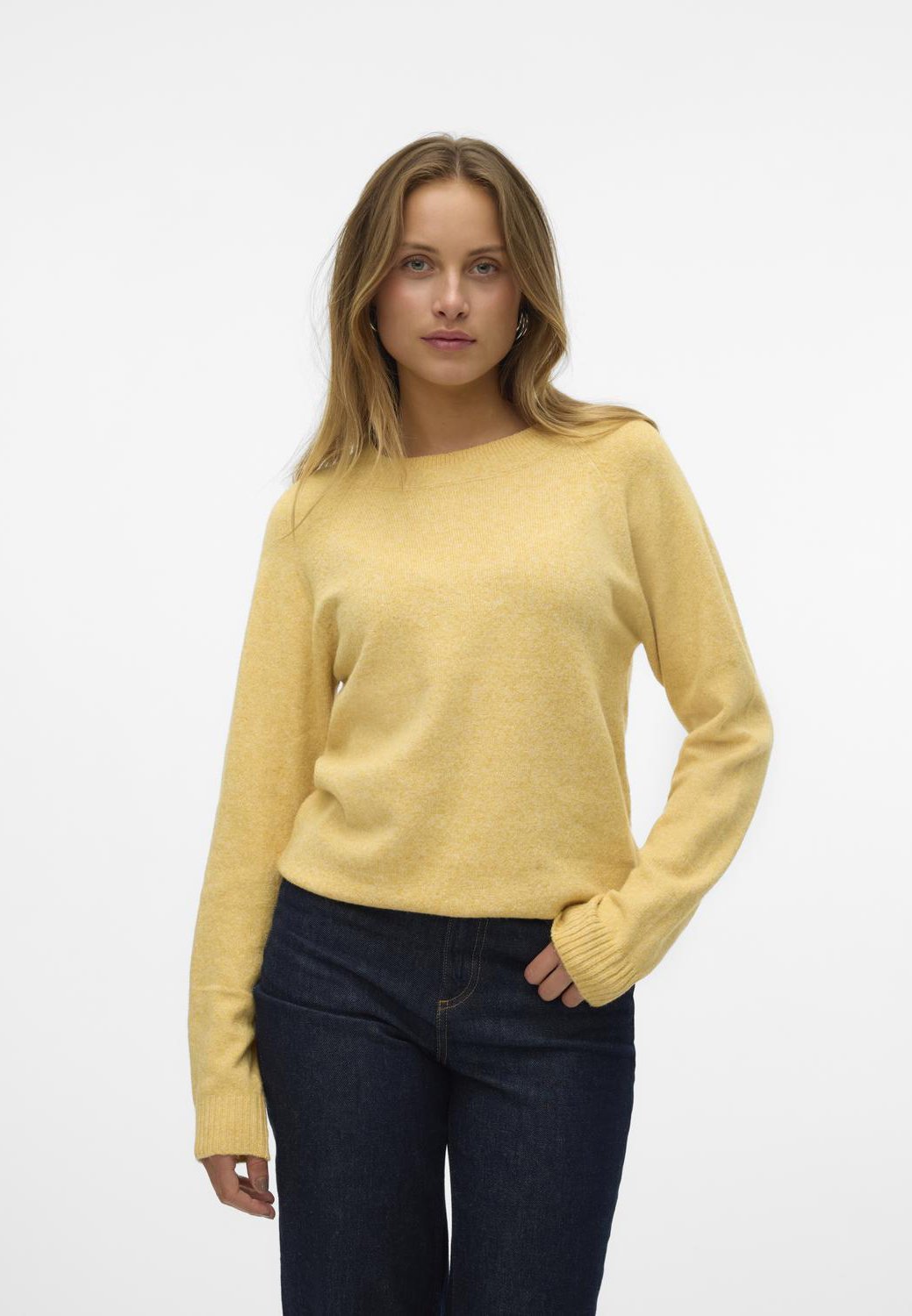 Vero Moda VMDOFFY - Sweter - golden spice