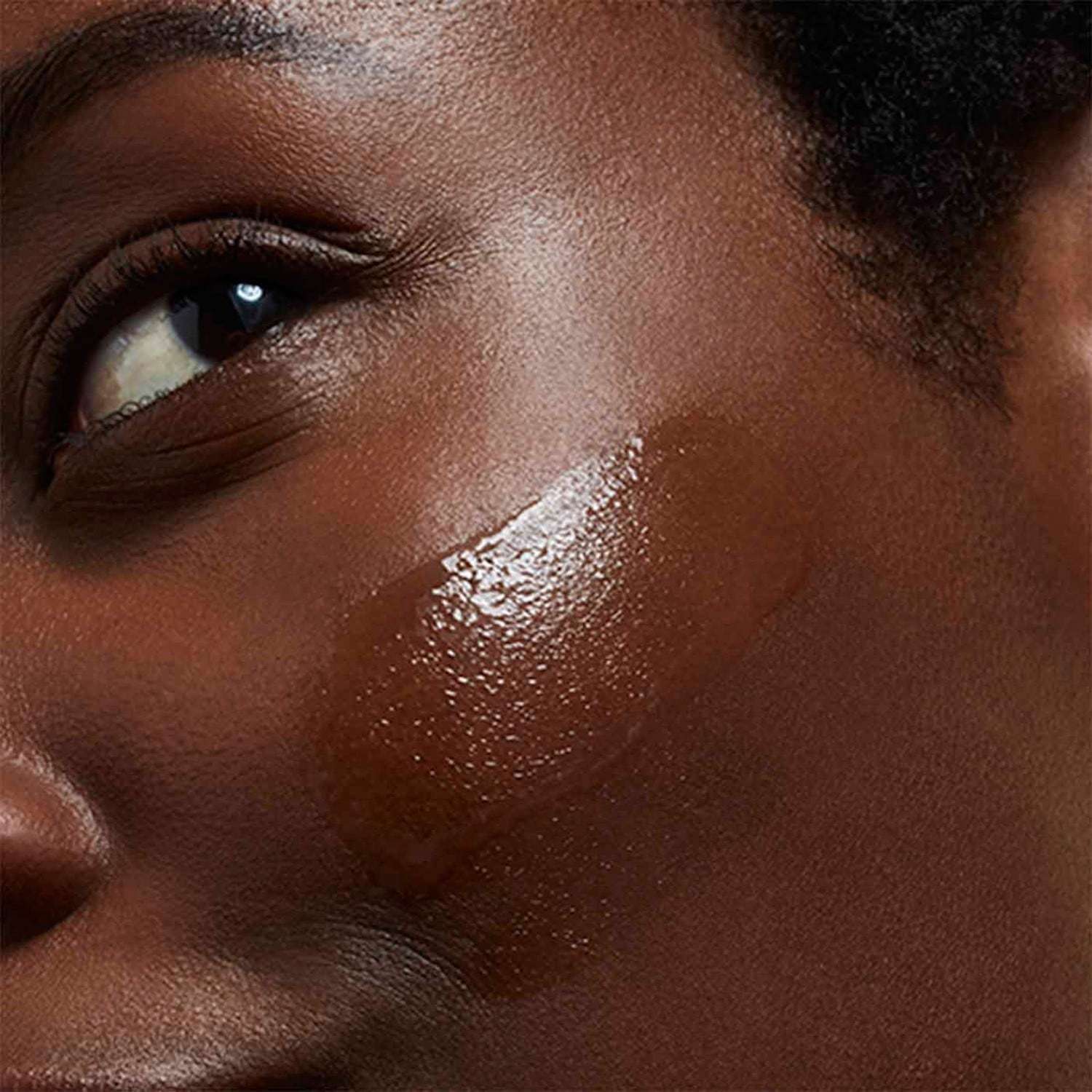 „Clarins Anti-Aging Care“ dvigubo poveikio serumas, lengvos tekstūros, 30 ml