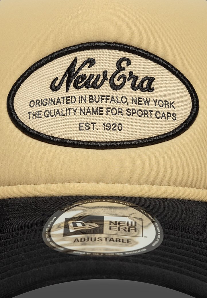 New Era OVAL PATCH TRUCKER - Cap - new era blkwhi