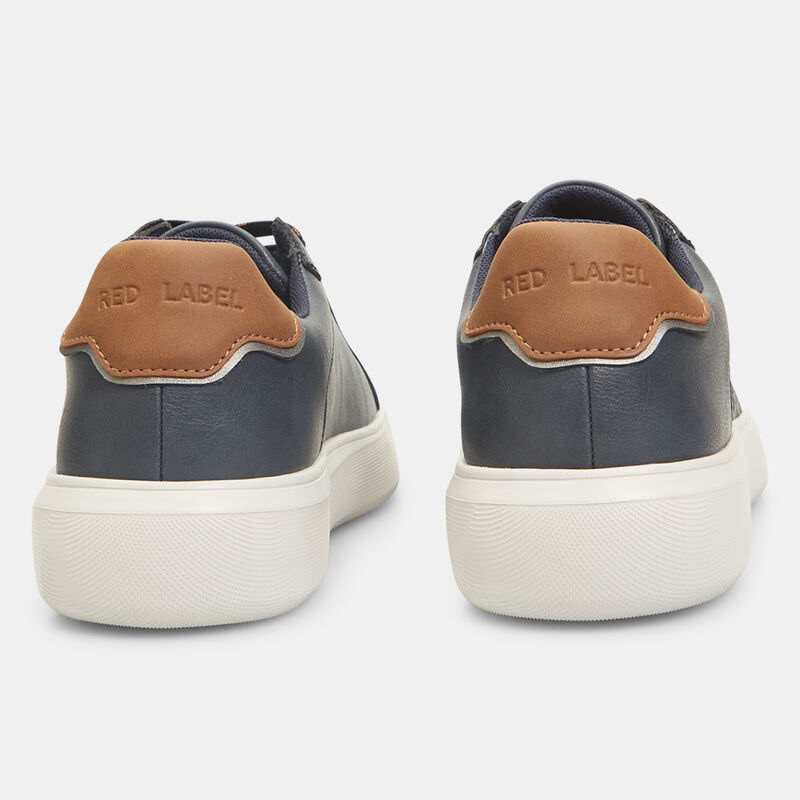 Buty sportowe męskie Bata Red Label z logo