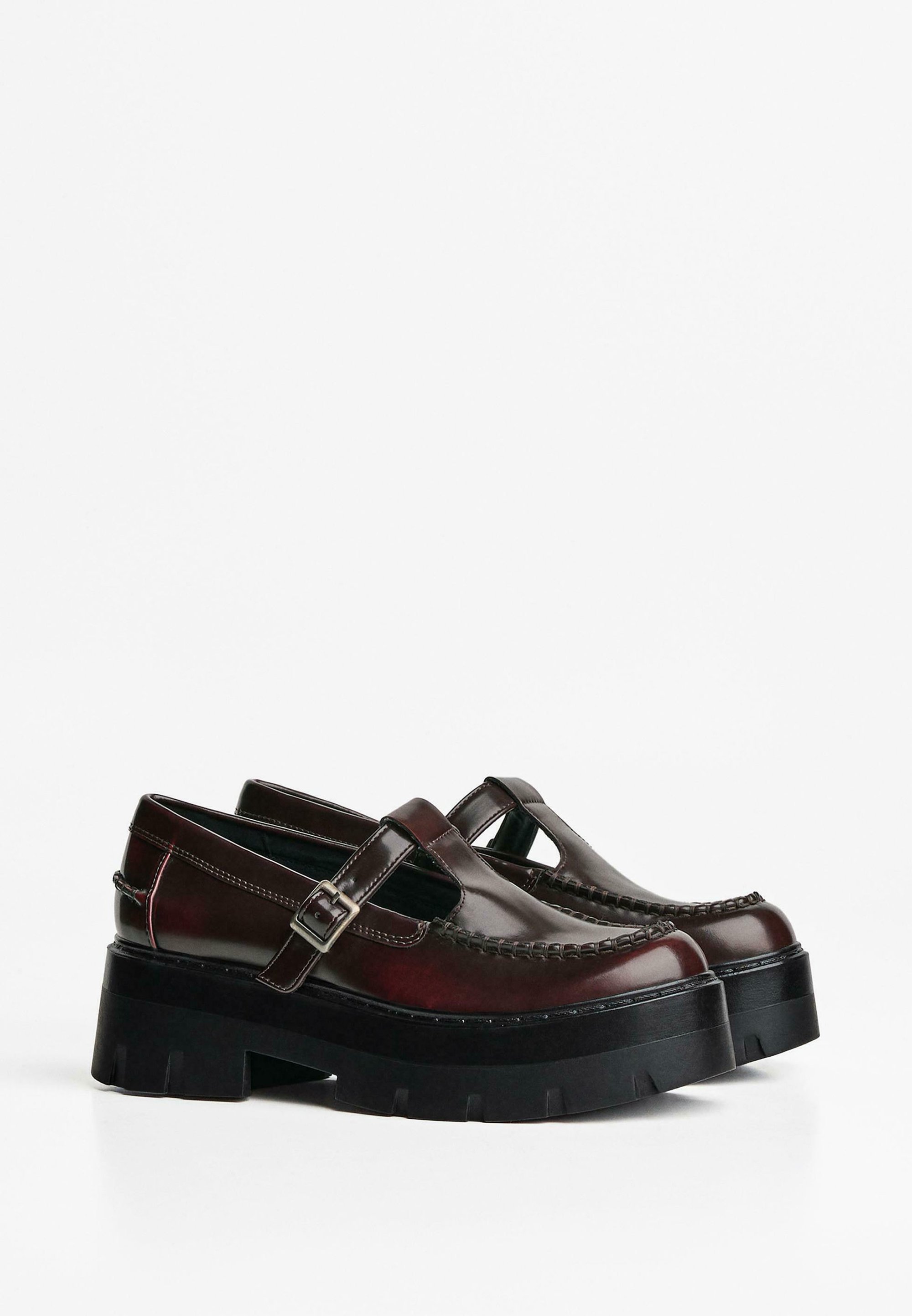 Bershka CHUNKY STRAPPY - Slipper - Dunkelrot