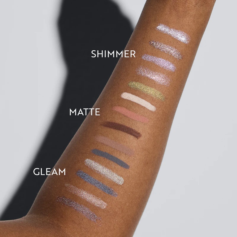 IsaDora The Eyeshadow Stick Matte је дуготрајна оловка за сенке са мат завршном обрадом.