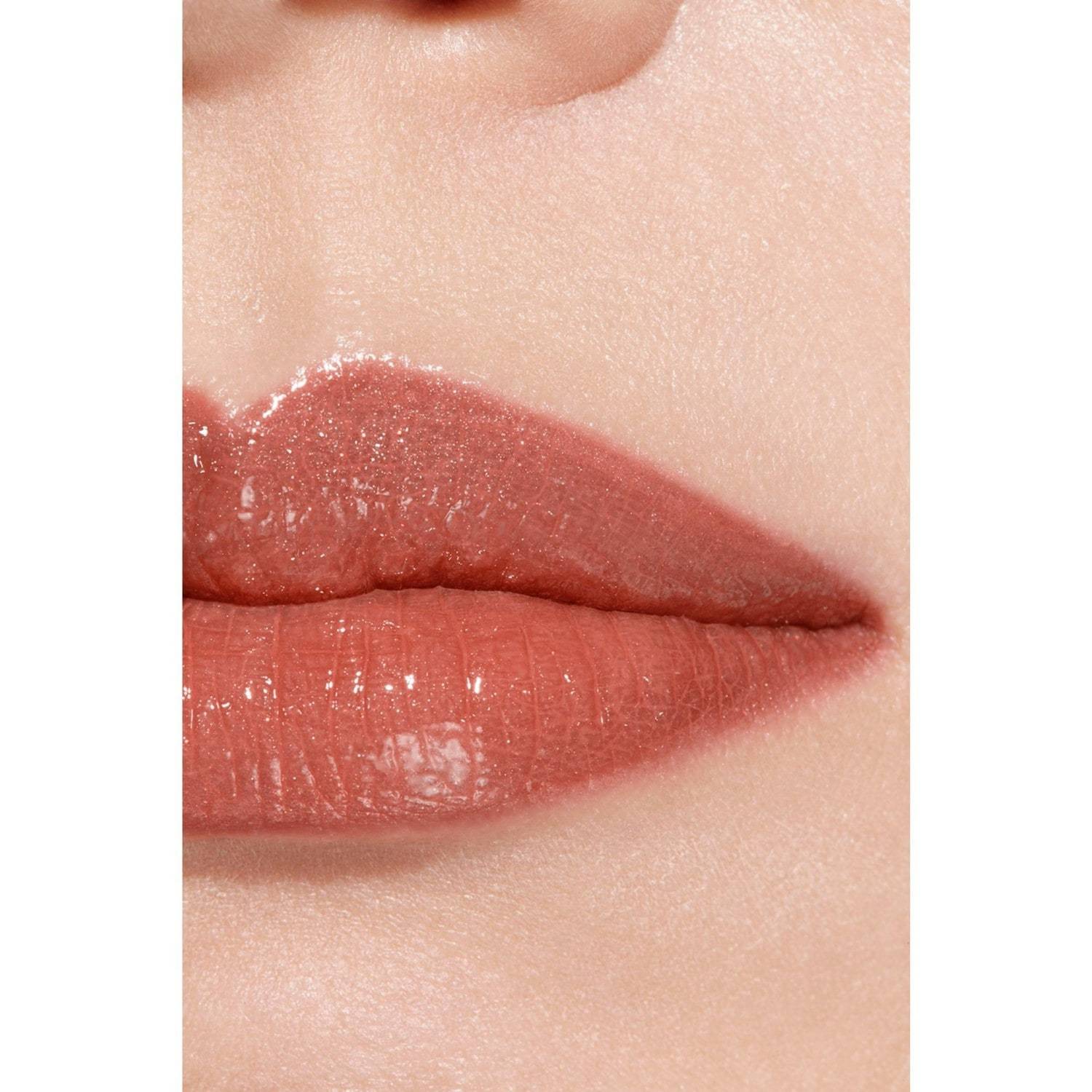 CHANEL lūpų balzamas ROUGE COCO BAUME SHINE - 3 g
