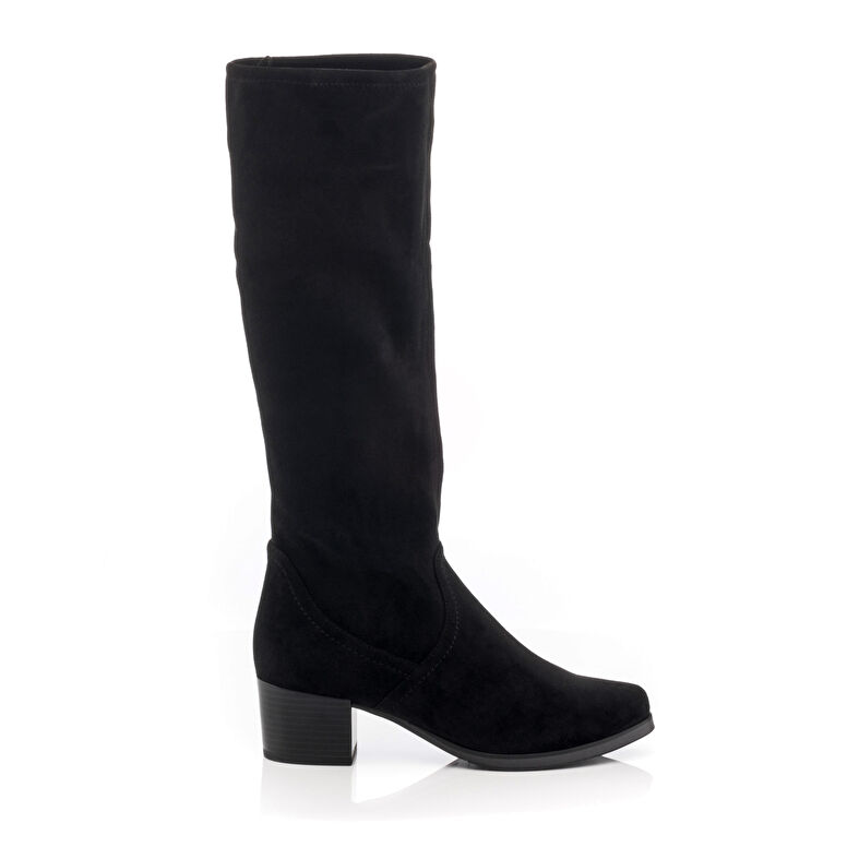  Botas negras de mujer