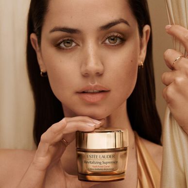 Estee Lauder Revitalizing Supreme Power Youth Creme ravitseva kasvovoide kiinteyttävällä ja kohottavalla vaikutuksella 50 ml 50 ml