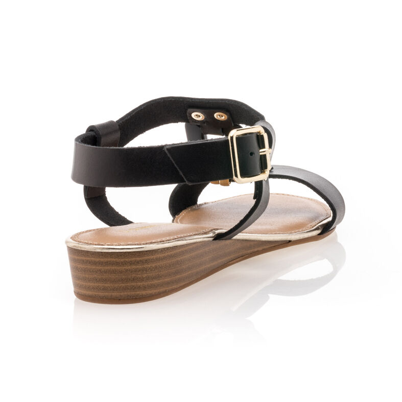Sandali neri da donna / Scarpe aperte in punta