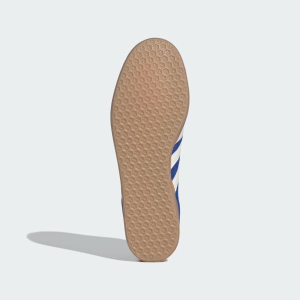 Gazelle Italy Shoes