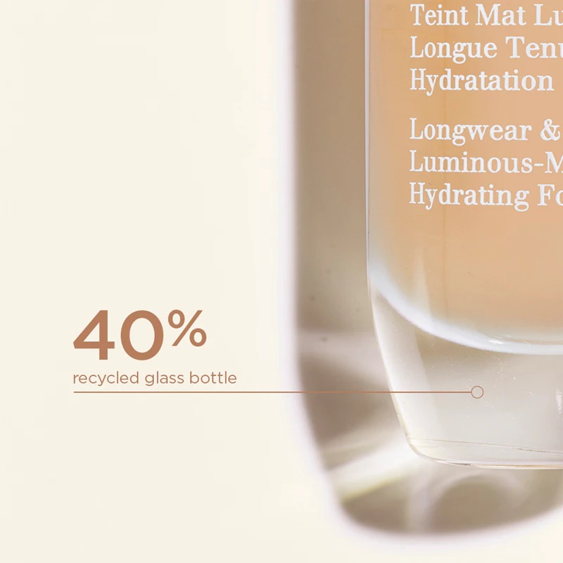 Clarins Skin Illusion Hydrating Foundation augstas pārklājuma tonālais krēms