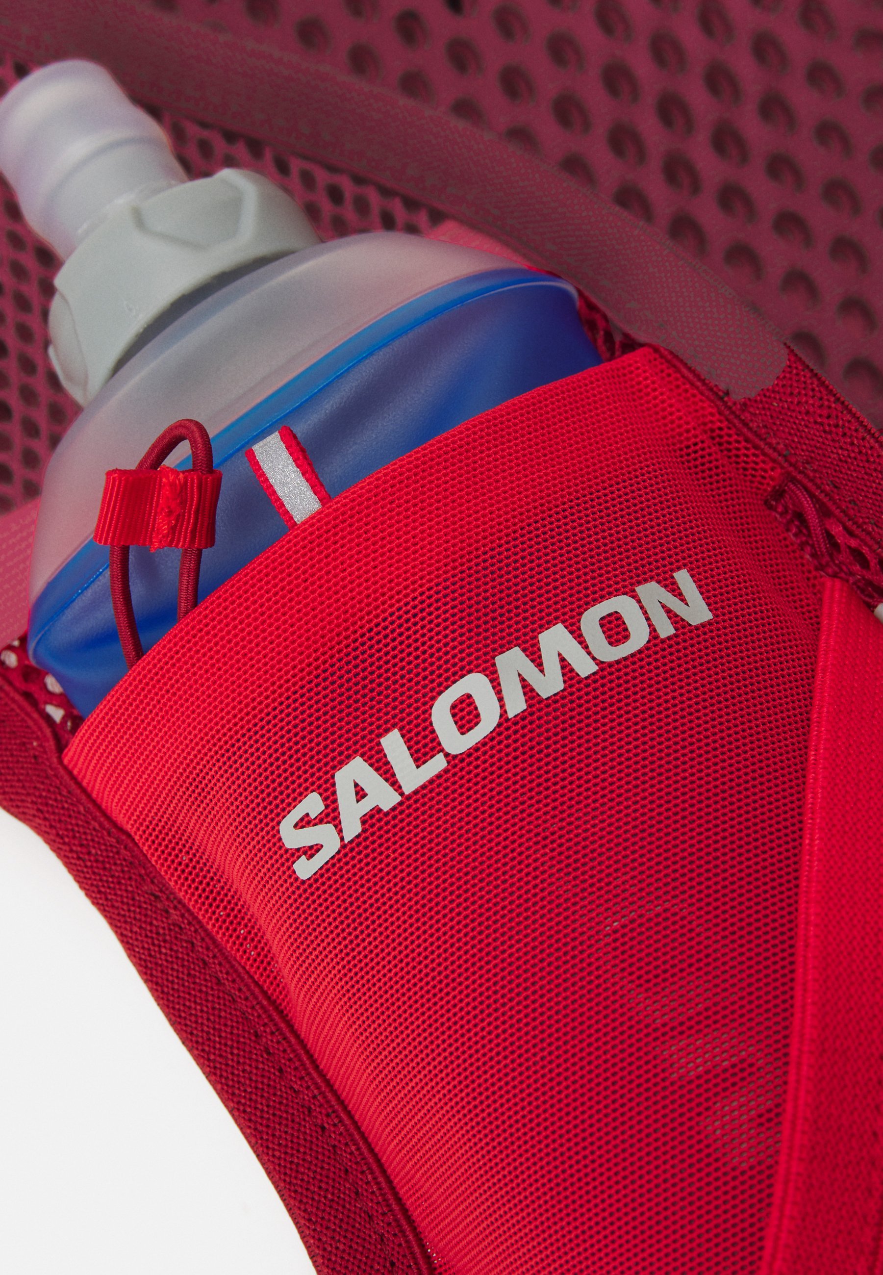 Salomon ACTIVE SKIN 4 SET UNISEX - Plecak z systemem nawadniającym - czerwona dalia/czerwony o wysokim ryzyku
