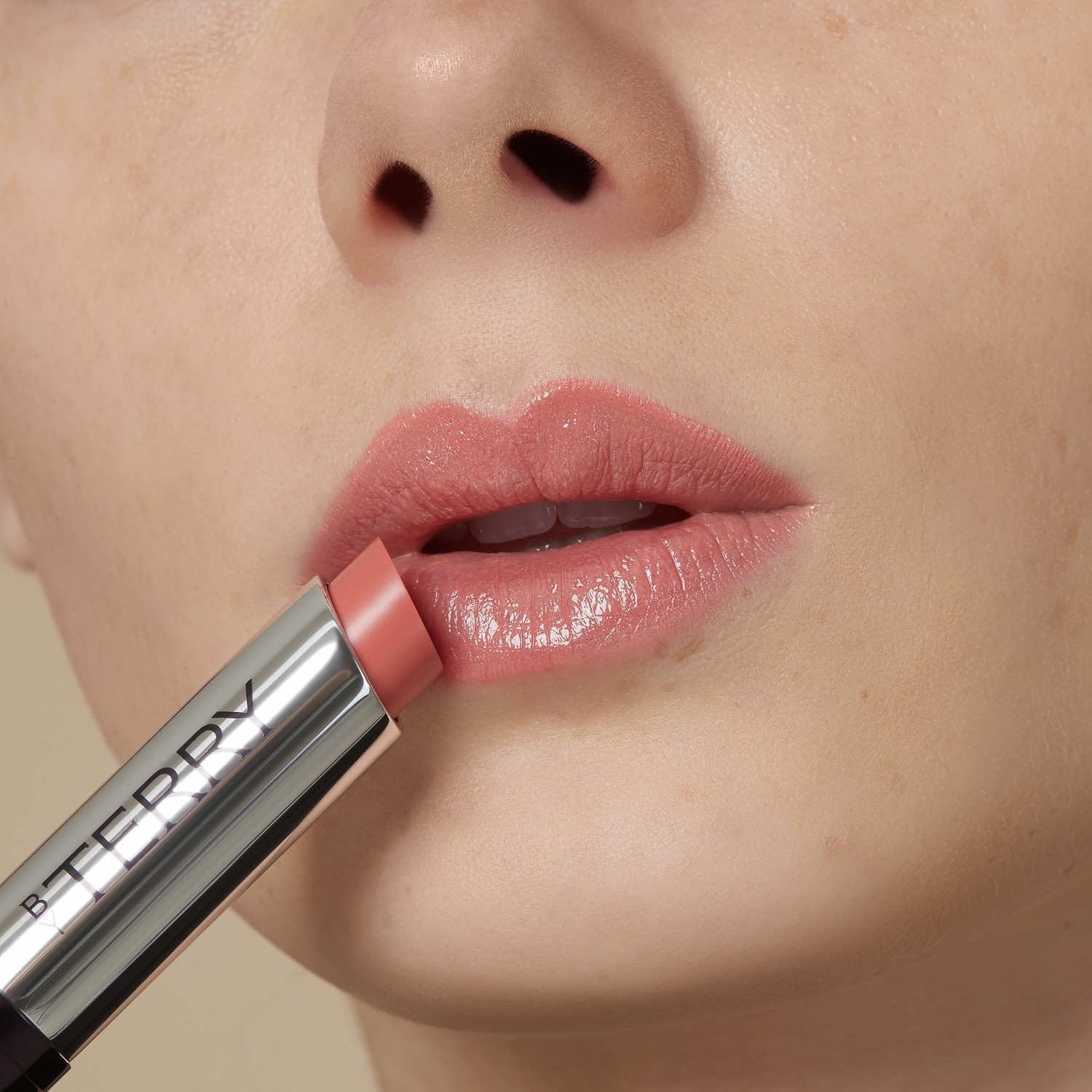 By Terry HYALURONIC LIP LINER - 2. NUDISSIMO